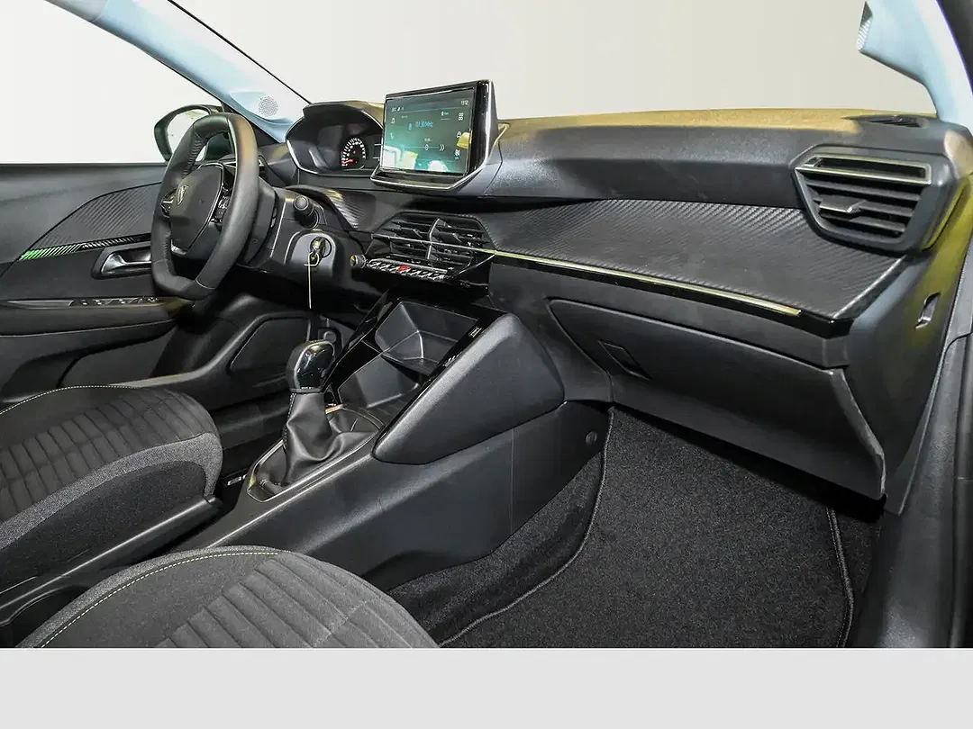 Peugeot 208 - Thumbnail 9