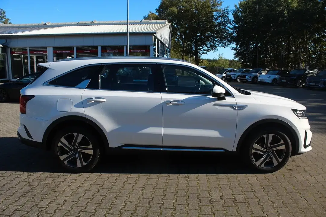 Kia Sorento - Thumbnail 5