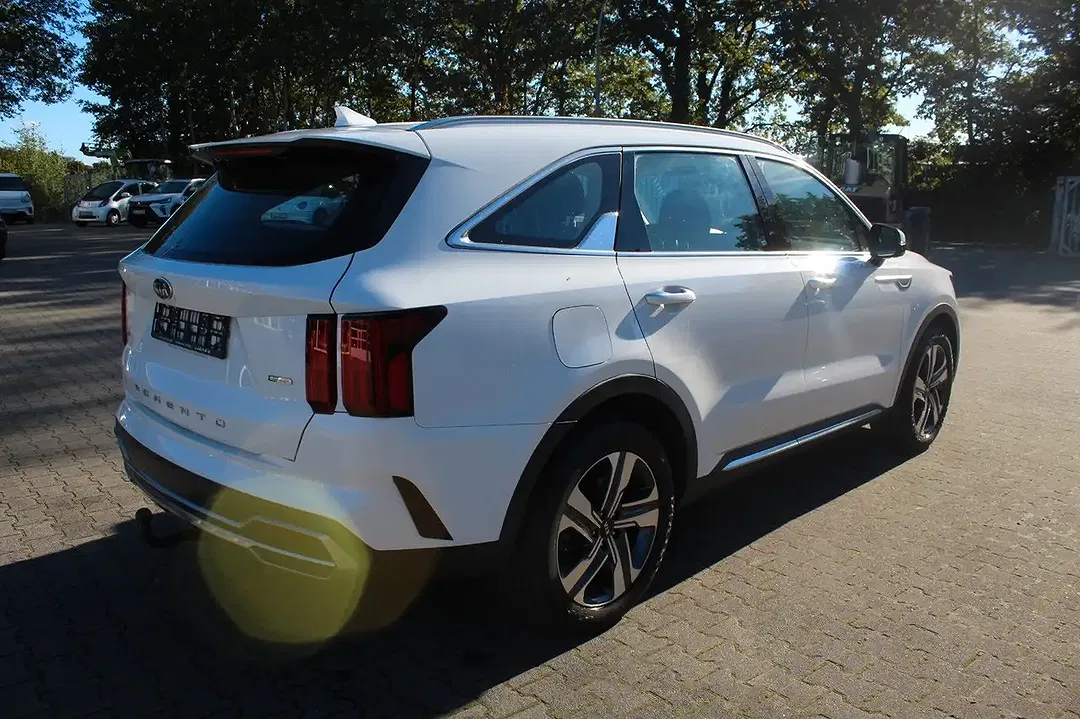 Kia Sorento - Thumbnail 6
