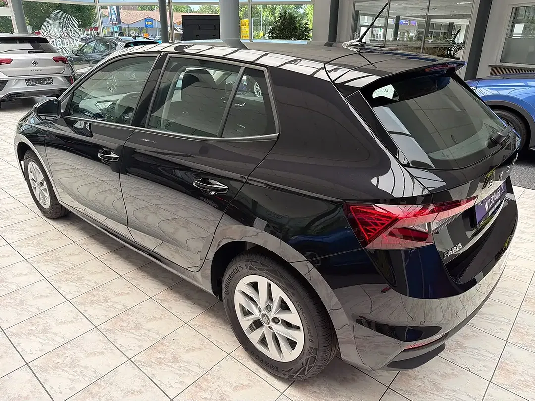 Skoda Fabia - Thumbnail 9
