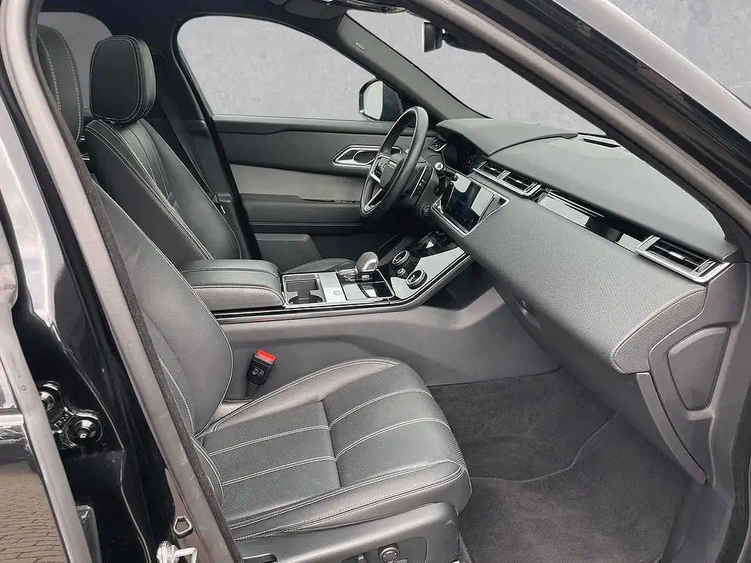 Land Rover Range Rover Velar - Thumbnail 3