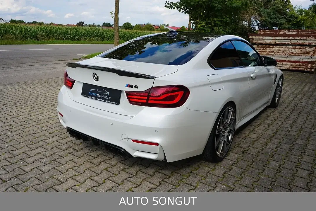 BMW M4 - Thumbnail 7