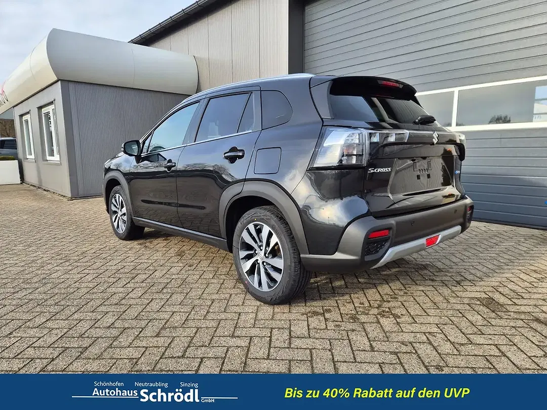 Suzuki S-Cross - Thumbnail 3