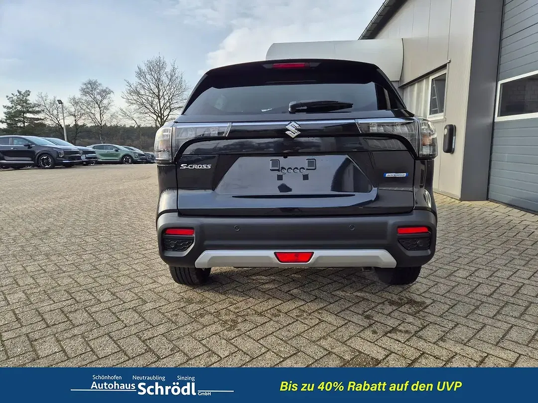 Suzuki S-Cross - Thumbnail 4