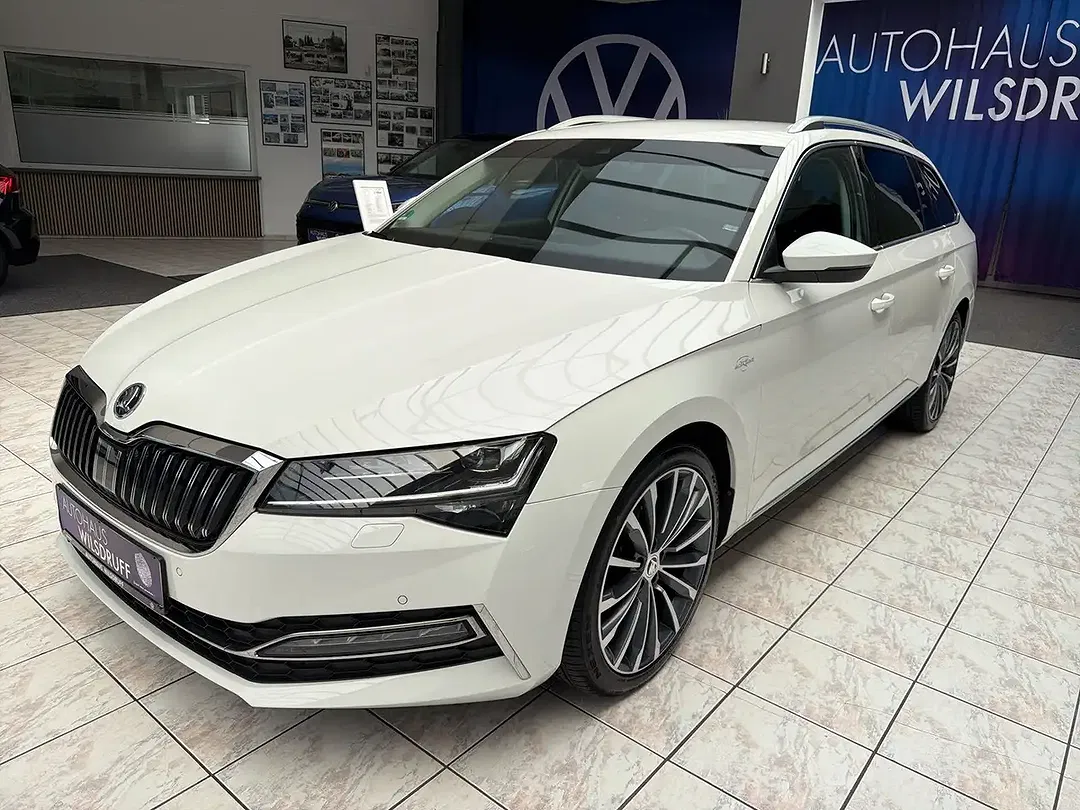 Skoda Superb - Thumbnail 2