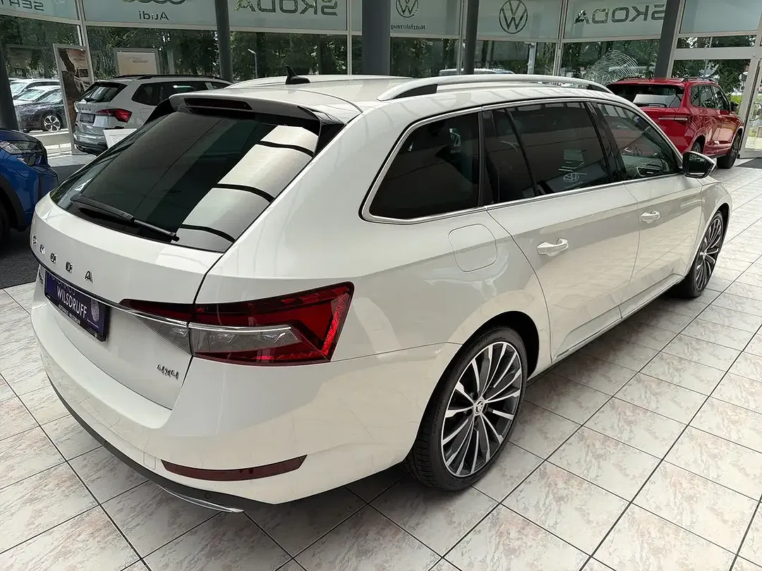 Skoda Superb - Thumbnail 6