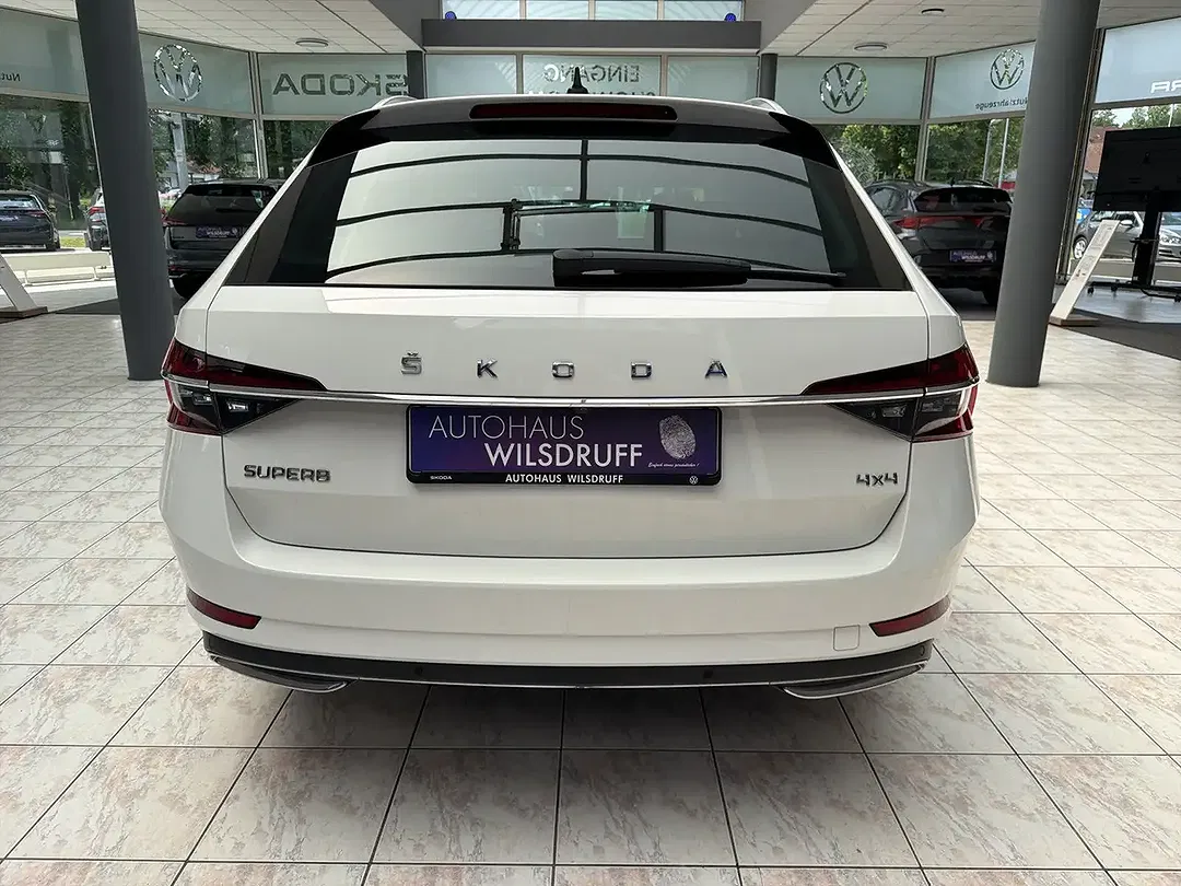 Skoda Superb - Thumbnail 7