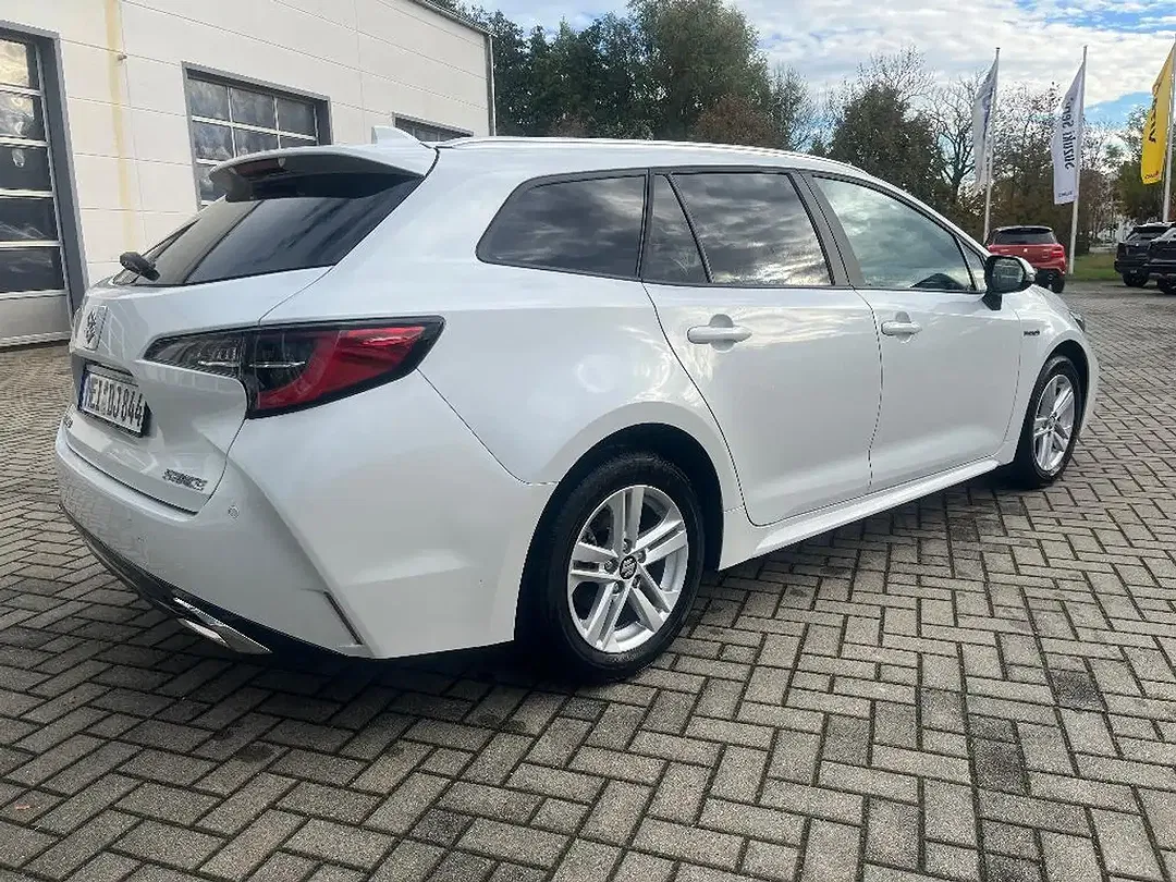 Suzuki Swace - Thumbnail 4