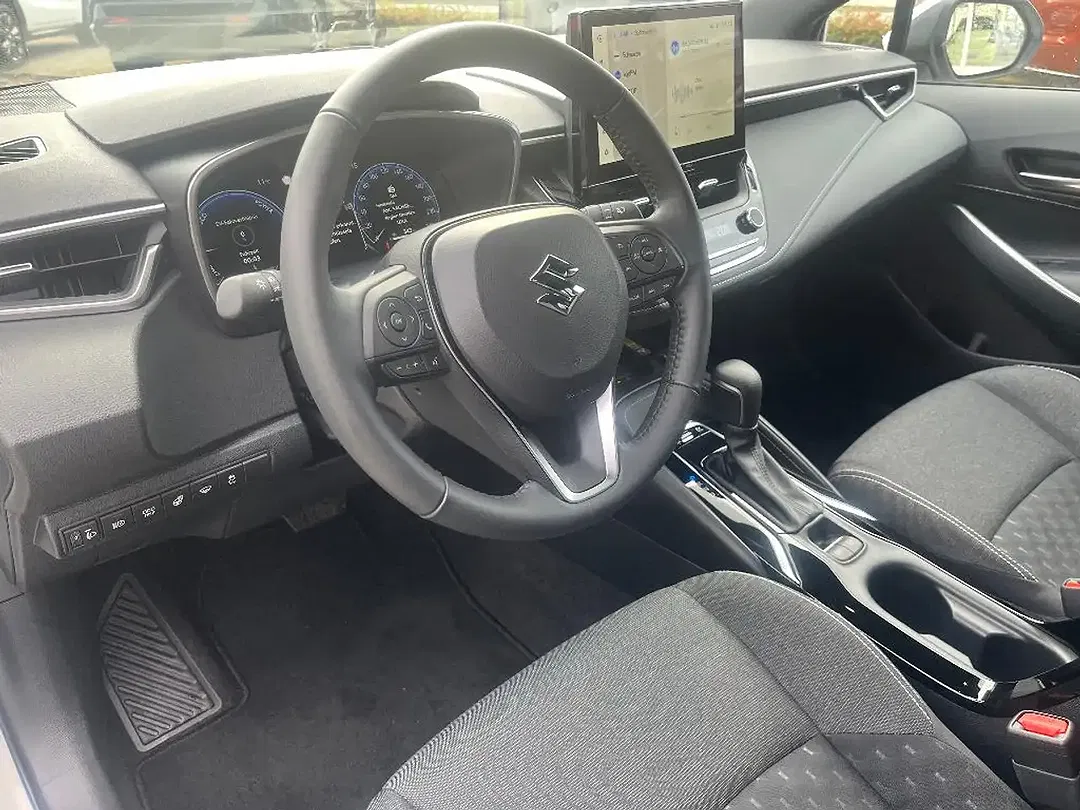 Suzuki Swace - Thumbnail 7