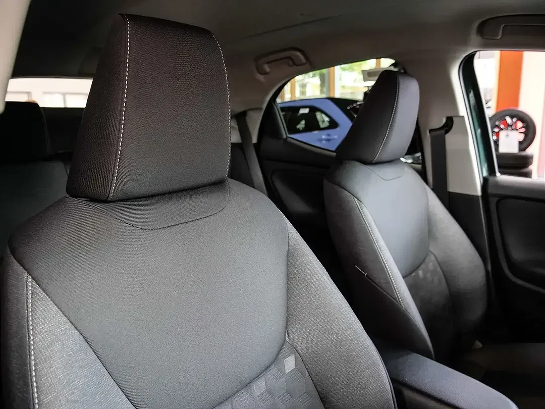 Toyota Yaris - Thumbnail 15