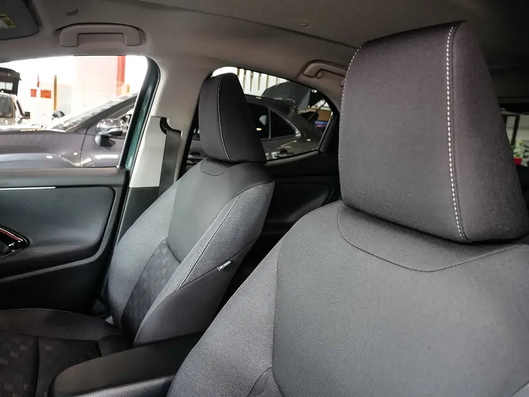 Toyota Yaris - Thumbnail 7