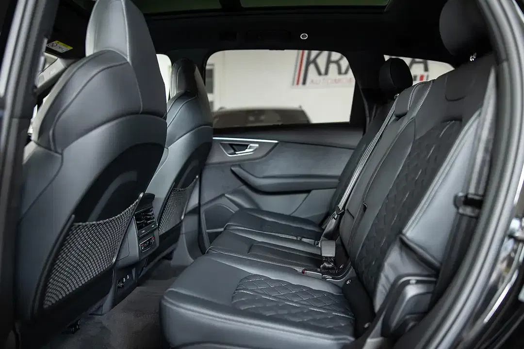 Audi Q7 - Thumbnail 15