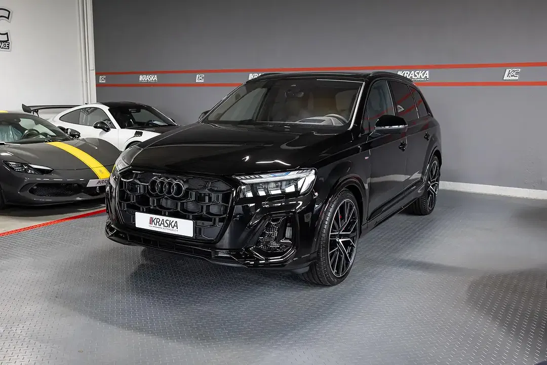 Audi Q7 - Thumbnail 5