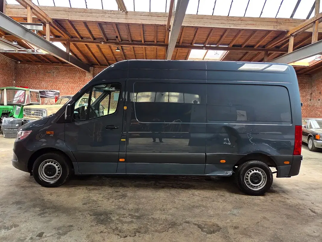 Mercedes-Benz Sprinter - Thumbnail 8