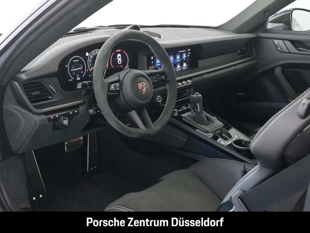Porsche 992 - Thumbnail 11