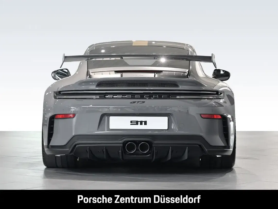 Porsche 992 - Thumbnail 5