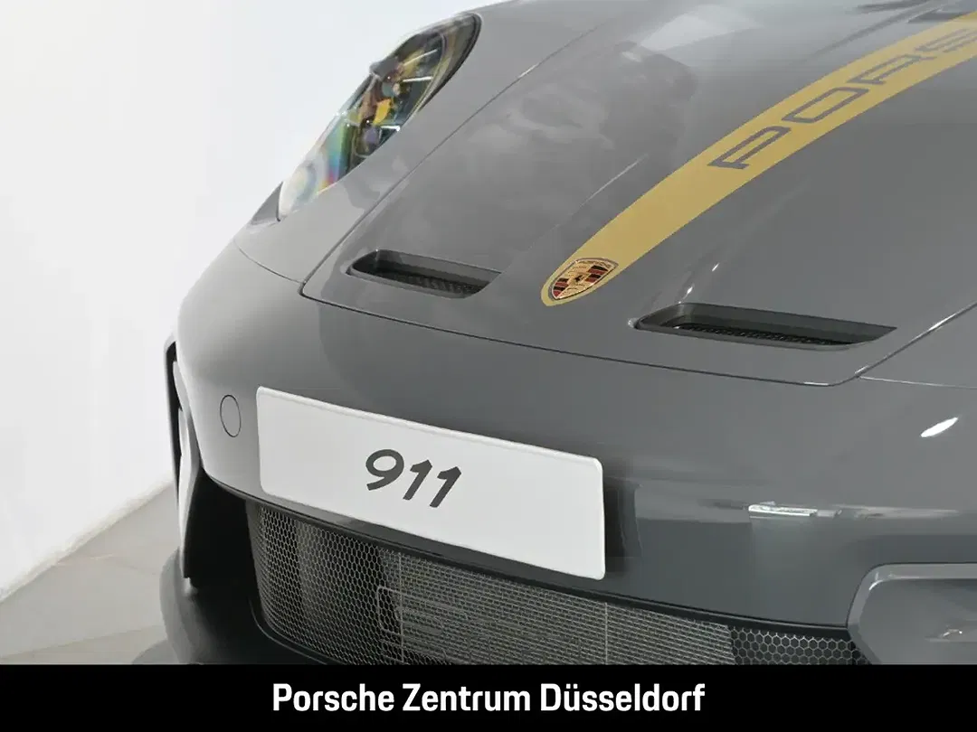 Porsche 992 - Thumbnail 7