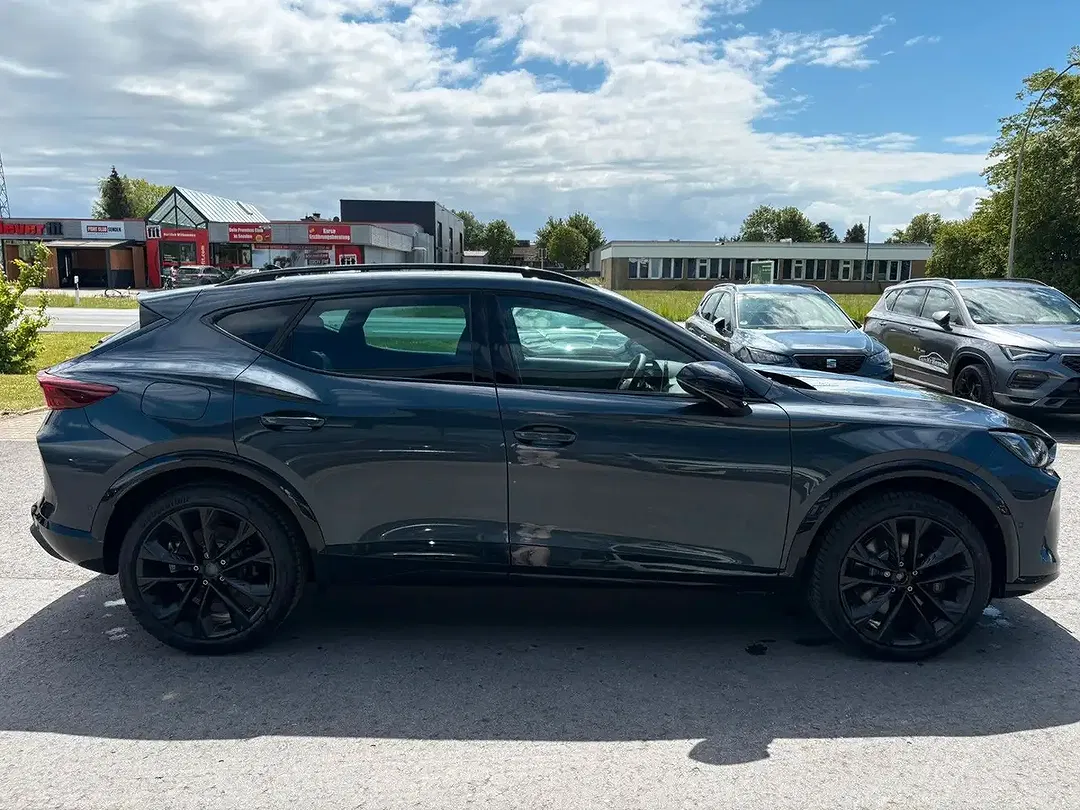 CUPRA Formentor - Thumbnail 4