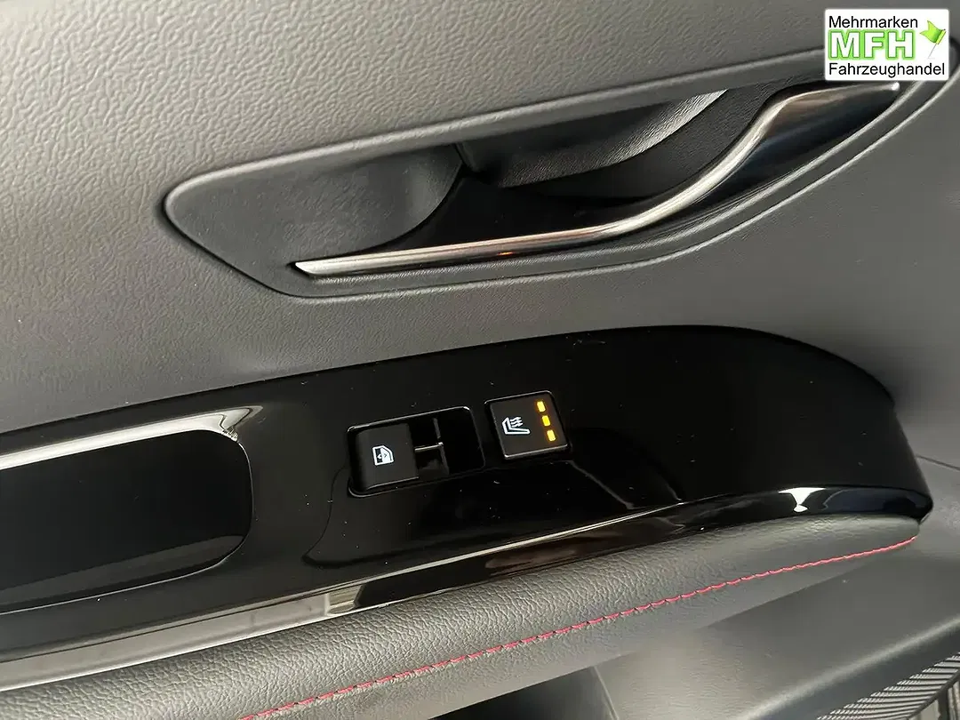 Hyundai TUCSON - Thumbnail 8