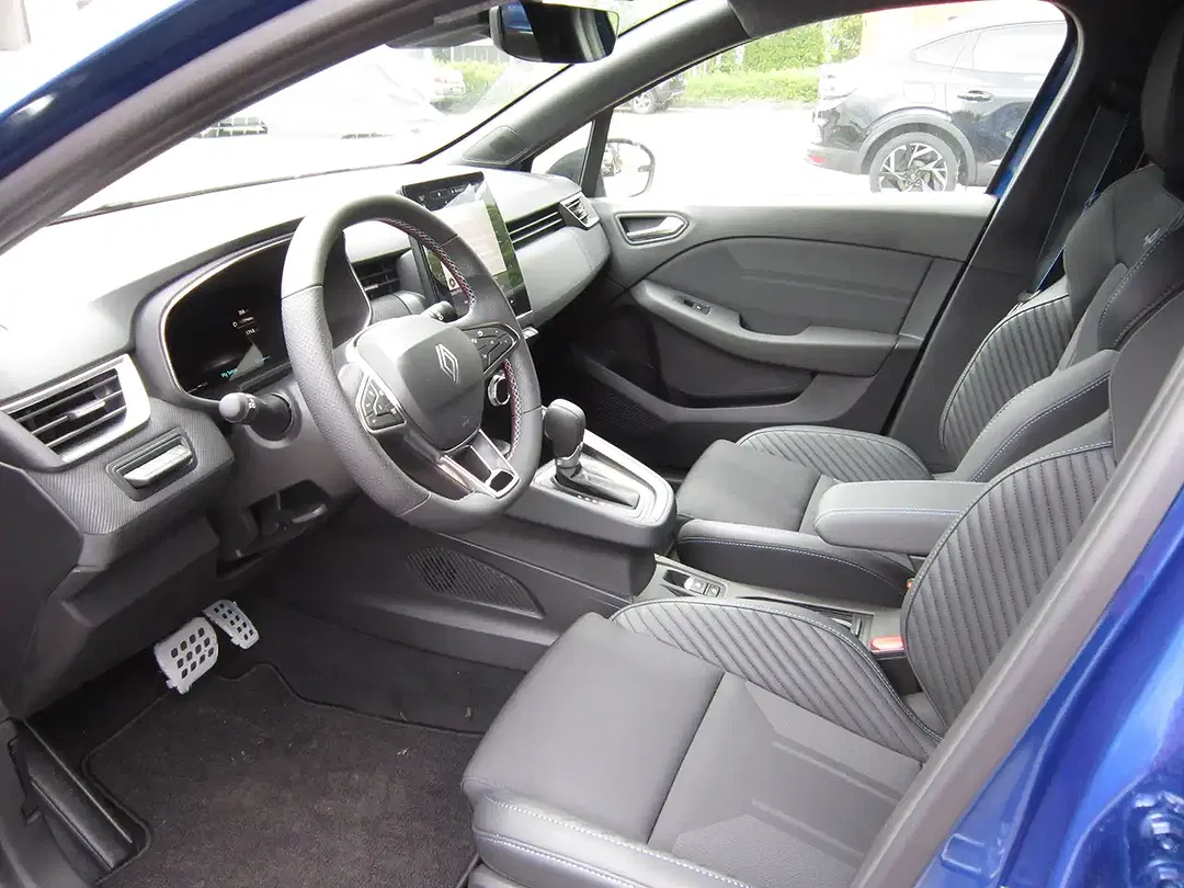 Renault Clio - Thumbnail 10