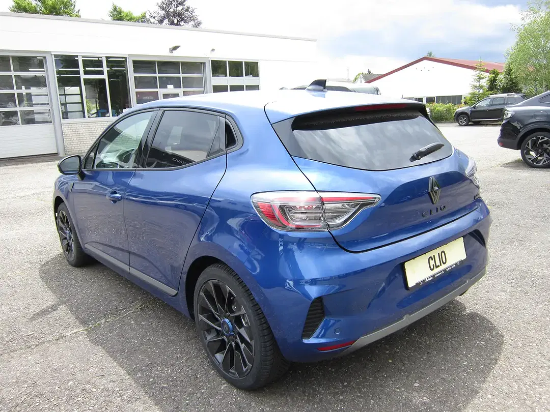 Renault Clio - Thumbnail 3