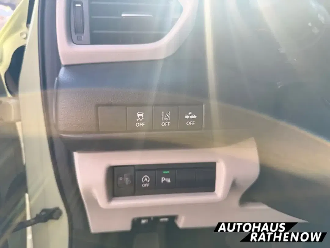 Suzuki Swift - Thumbnail 15