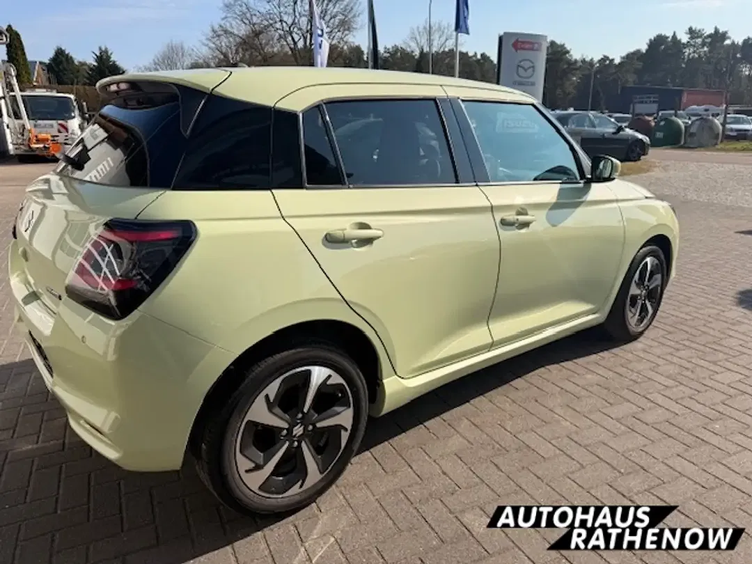 Suzuki Swift - Thumbnail 6