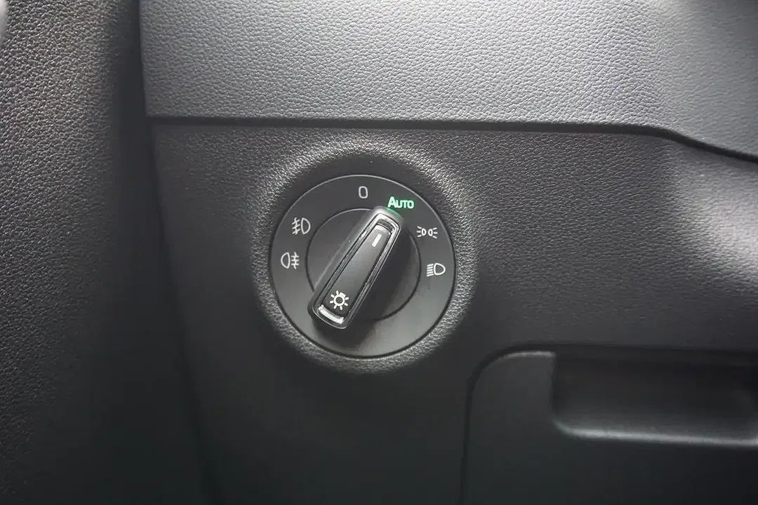 Skoda Karoq - Thumbnail 13