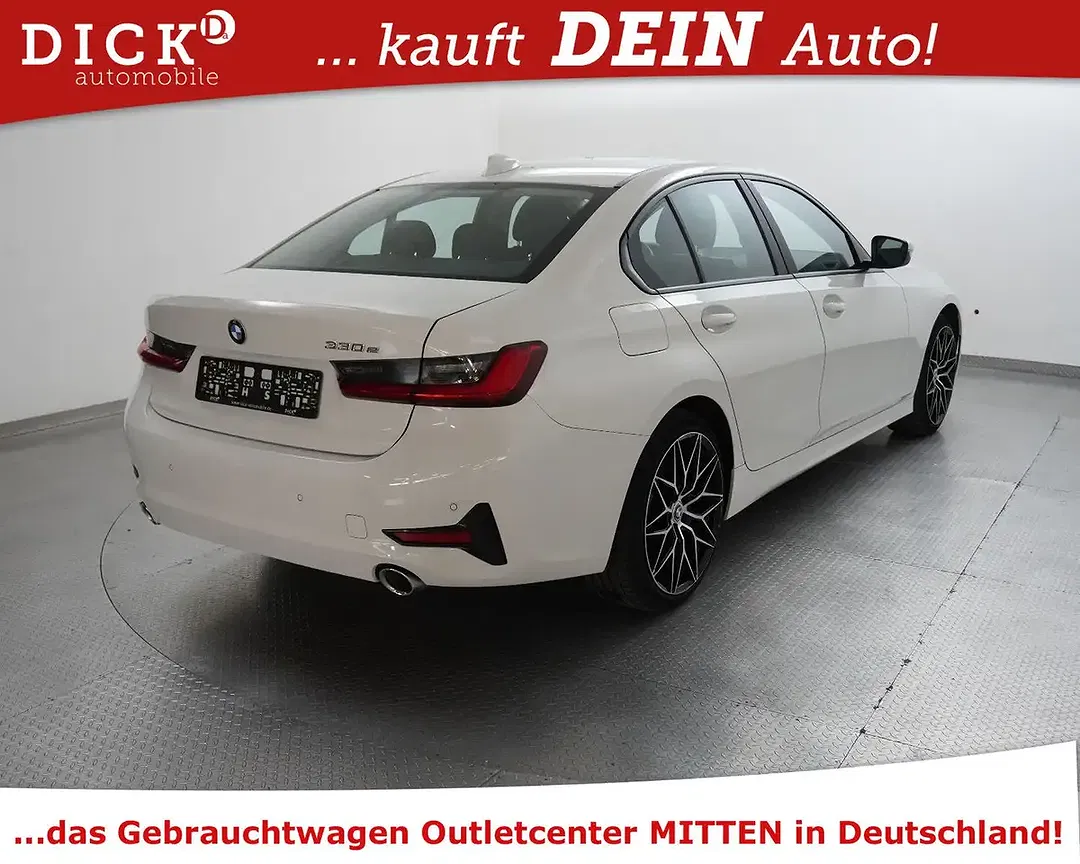 BMW 330 - Thumbnail 8