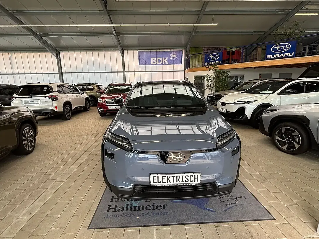 Subaru Solterra - Thumbnail 2