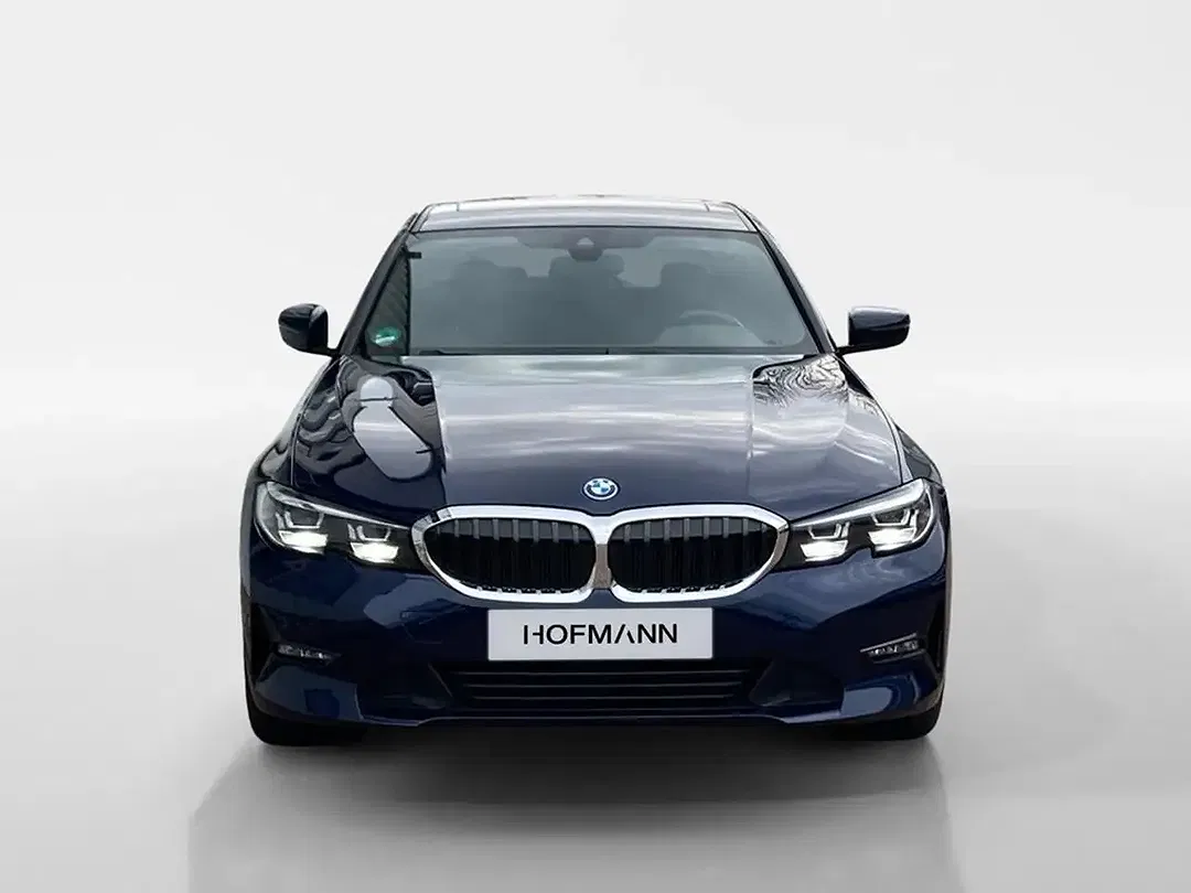 BMW 320 - Thumbnail 2