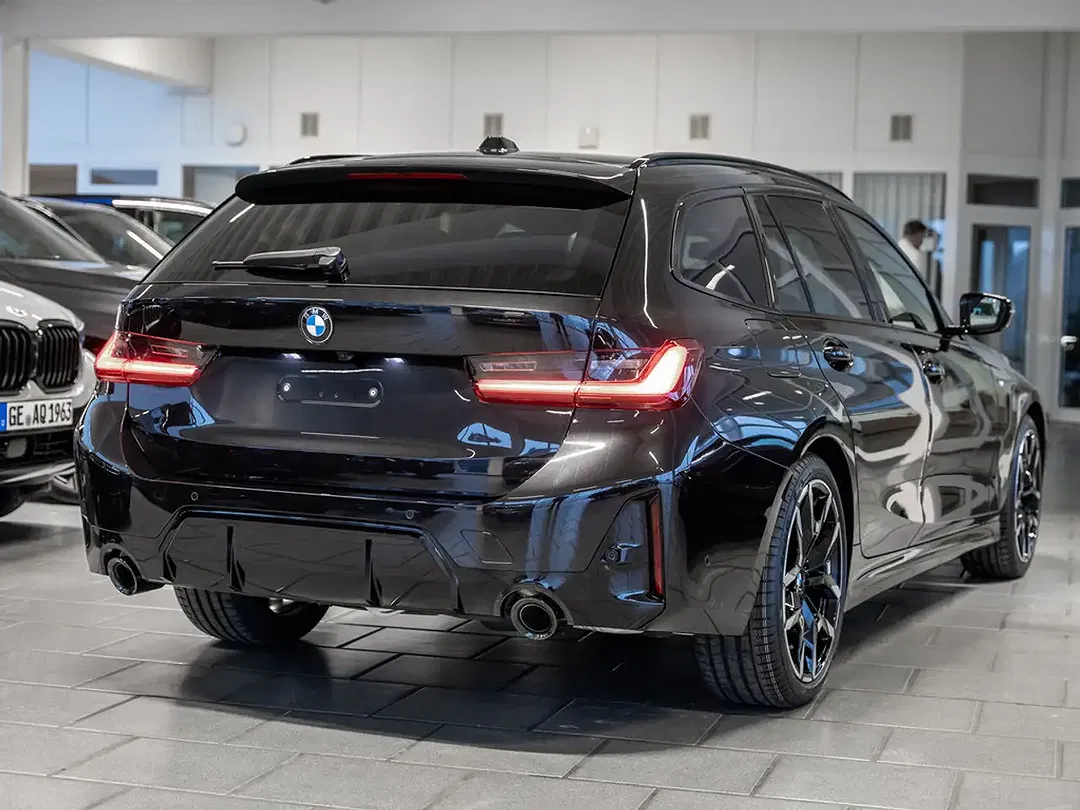 BMW 320 - Thumbnail 3
