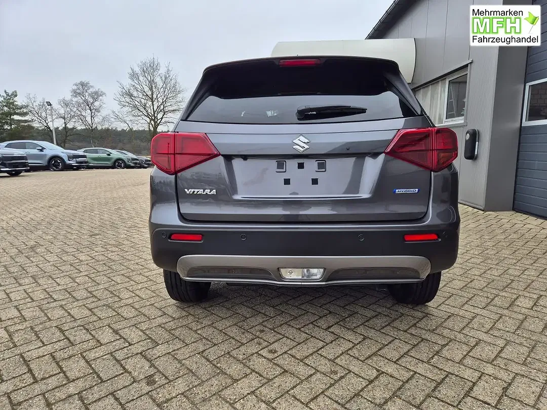 Suzuki Vitara - Thumbnail 4