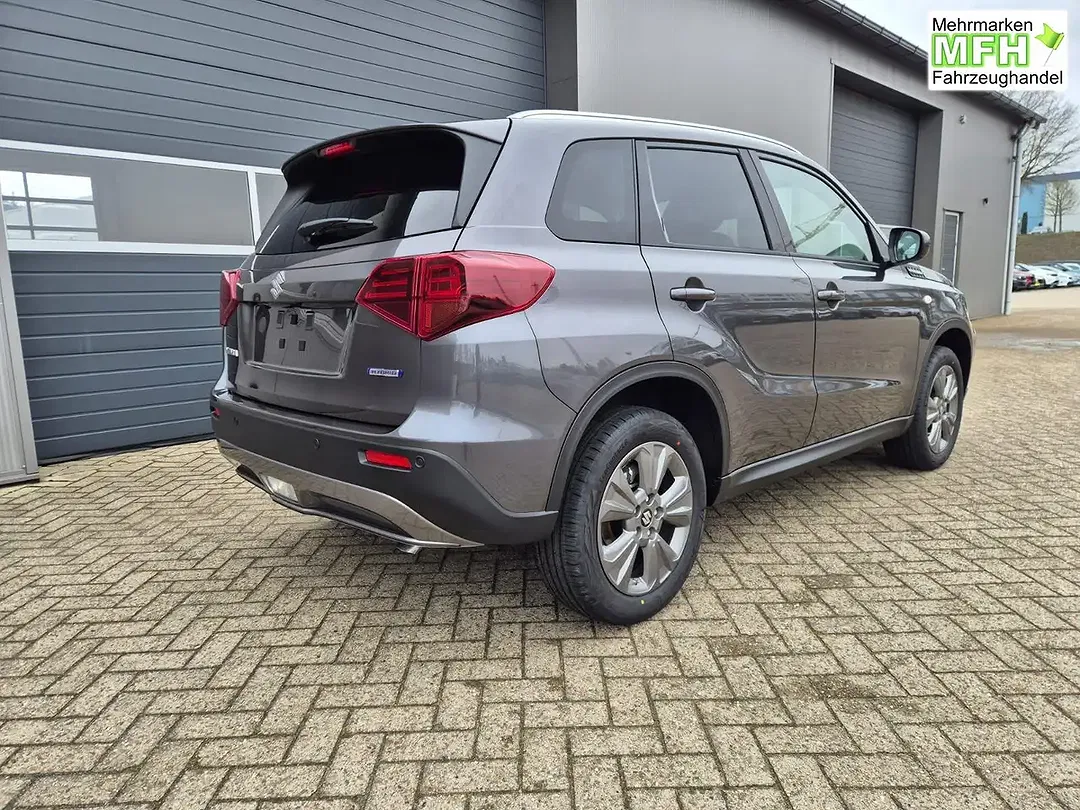 Suzuki Vitara - Thumbnail 5