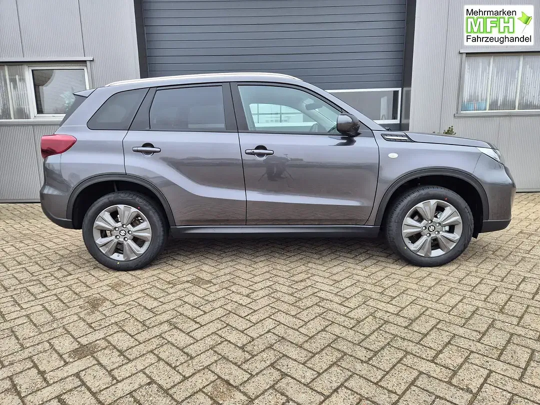 Suzuki Vitara - Thumbnail 6