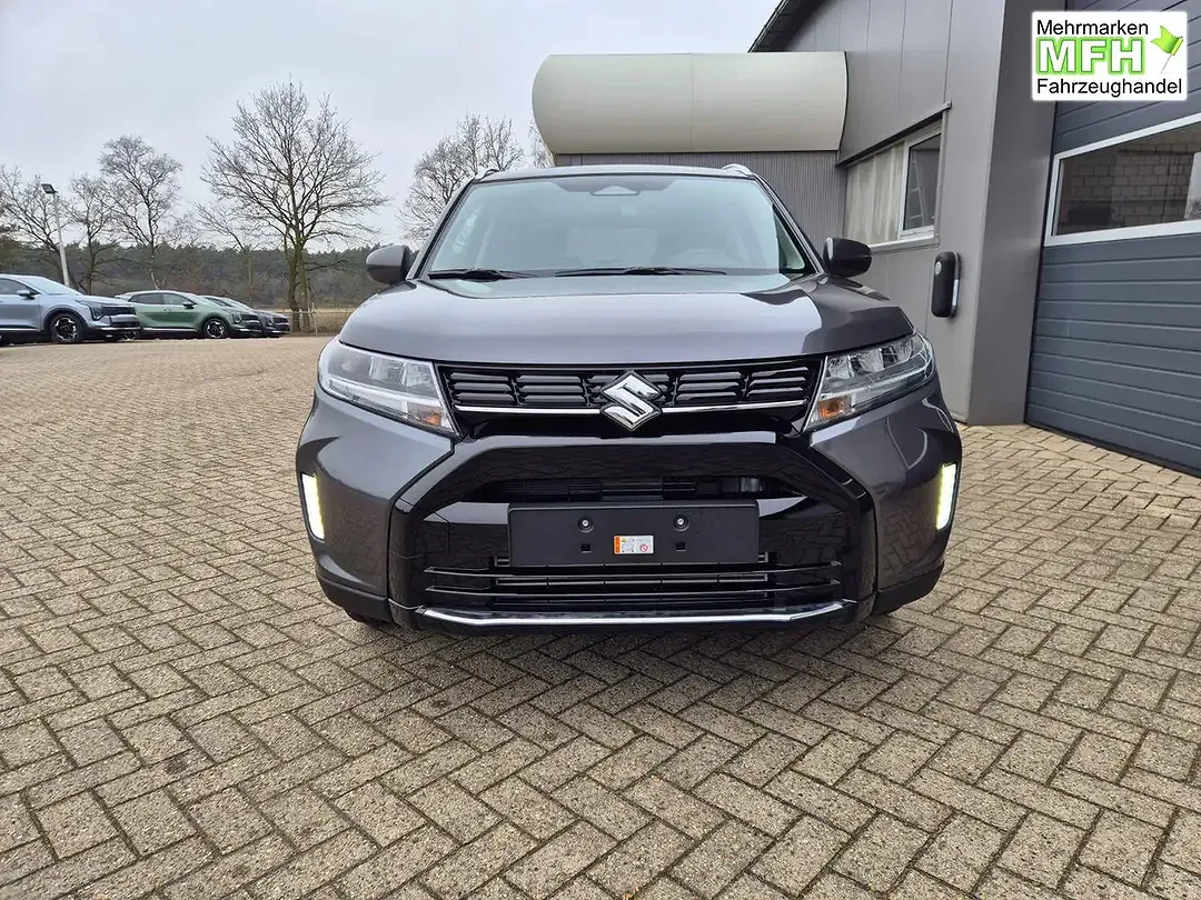 Suzuki Vitara - Thumbnail 8