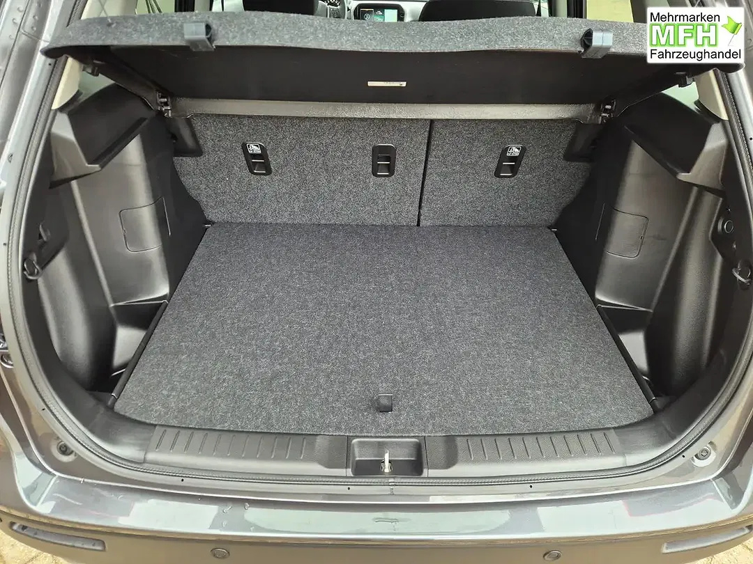 Suzuki Vitara - Thumbnail 9