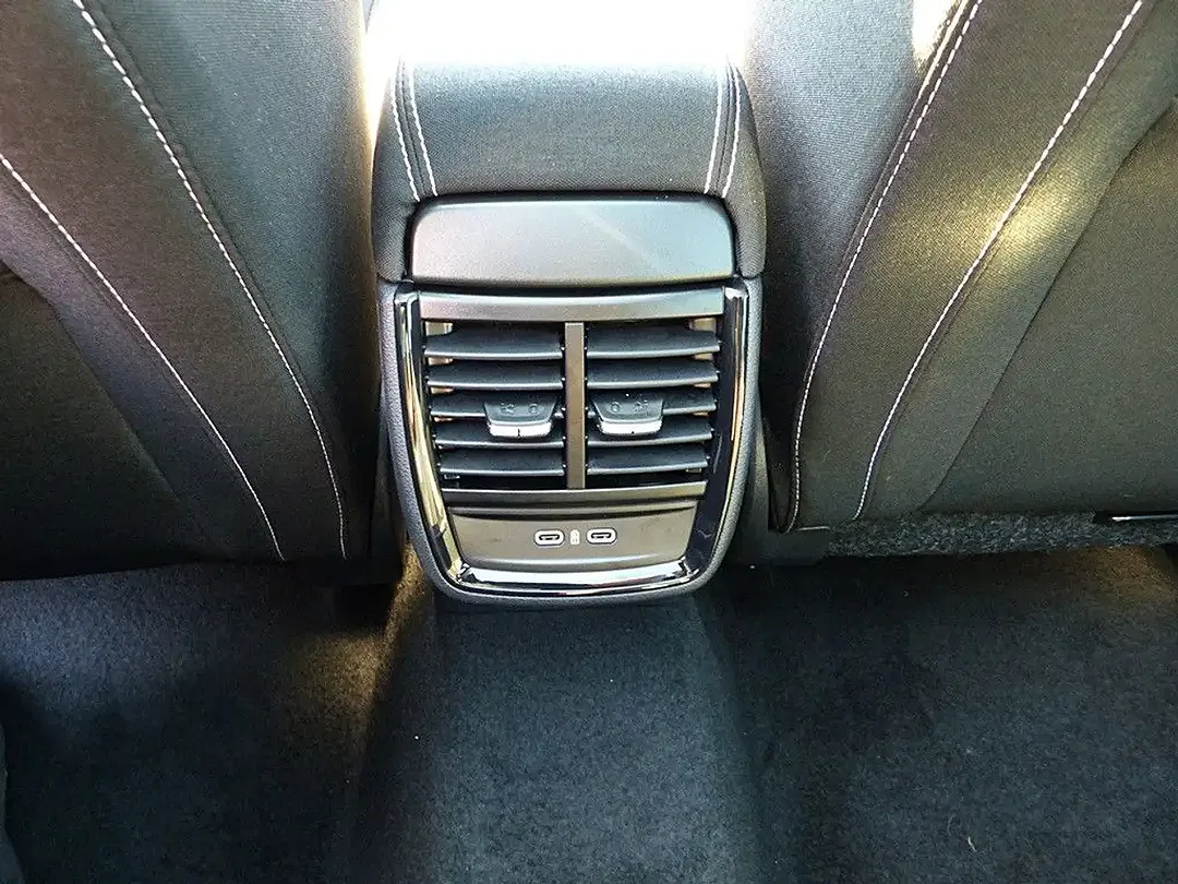 Skoda Kamiq - Thumbnail 15
