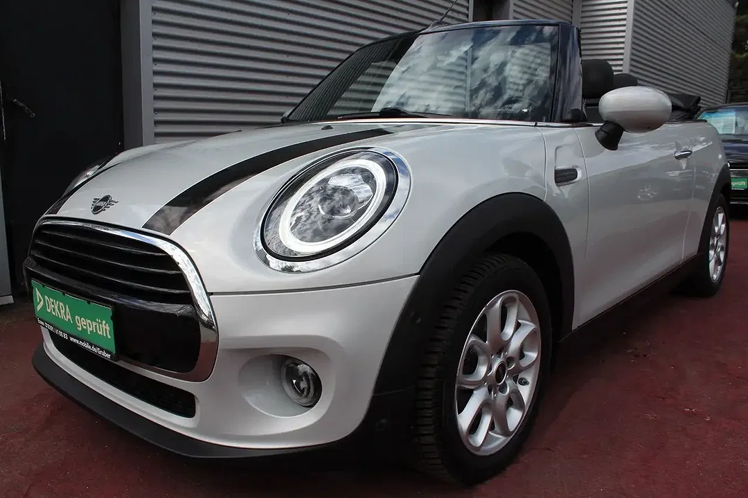 MINI Cooper Cabrio - Afbeelding 1