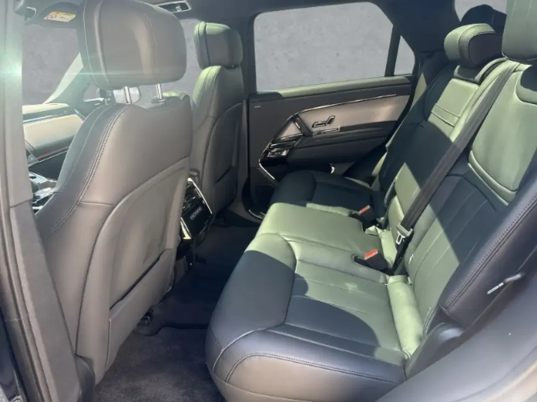 Land Rover Range Rover Sport - Thumbnail 5
