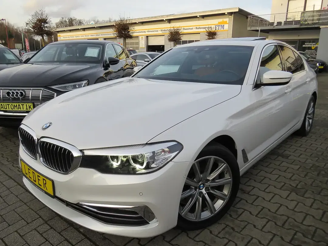 BMW 520 - Thumbnail 1