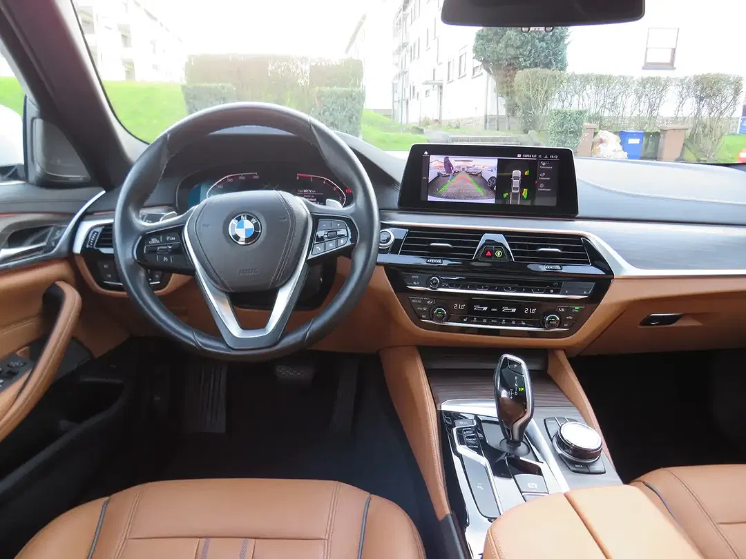 BMW 520 - Thumbnail 11