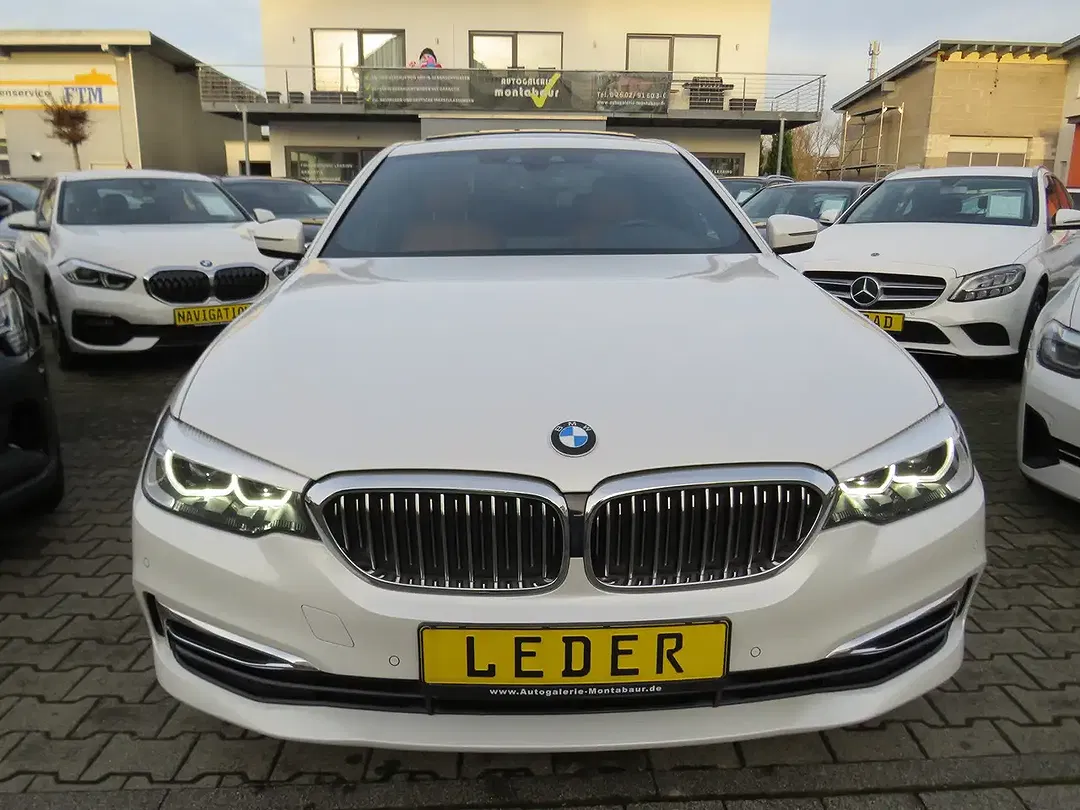 BMW 520 - Thumbnail 2