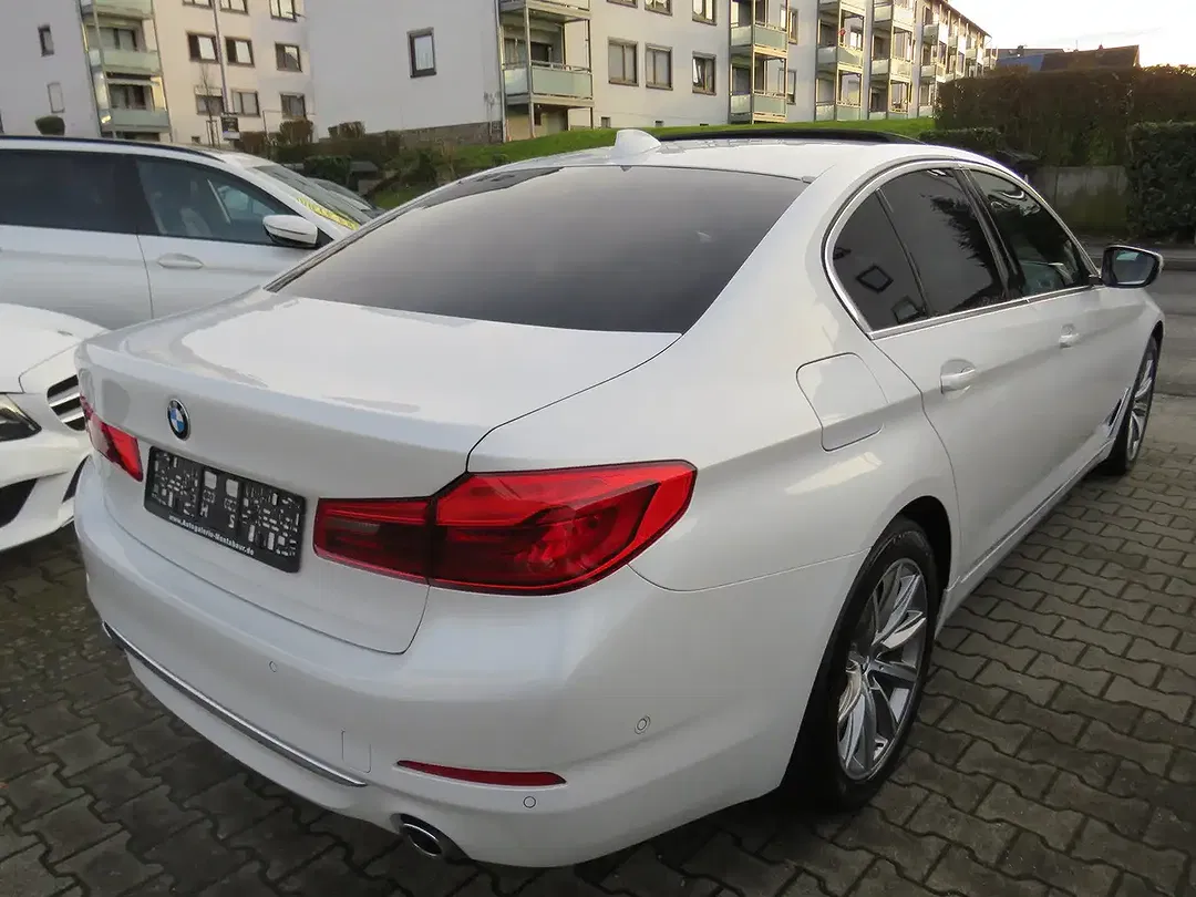 BMW 520 - Thumbnail 6