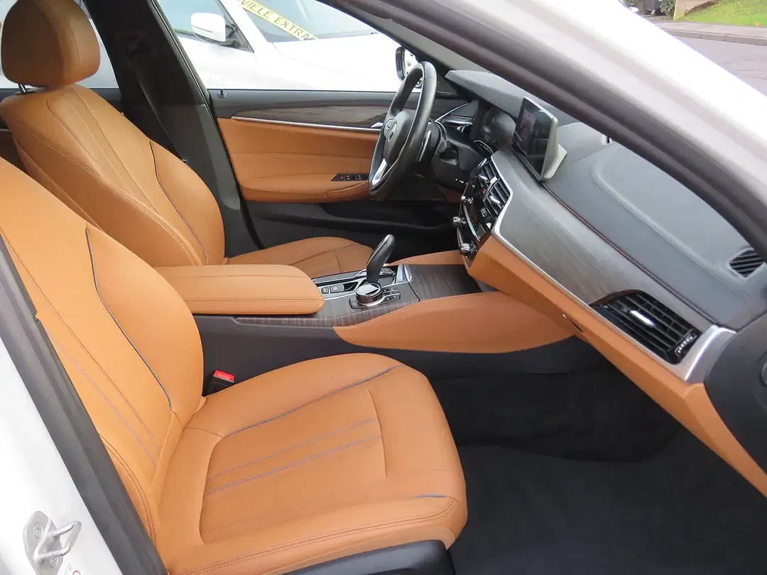 BMW 520 - Thumbnail 9