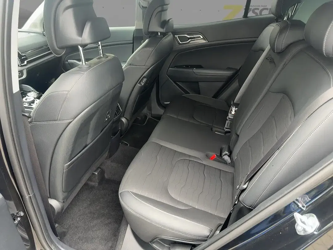 Kia Sportage - Thumbnail 6