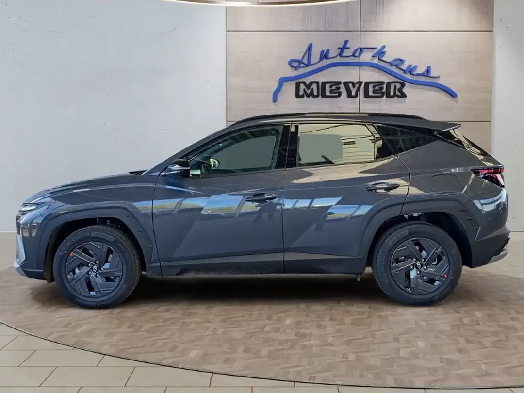 Hyundai TUCSON - Thumbnail 2
