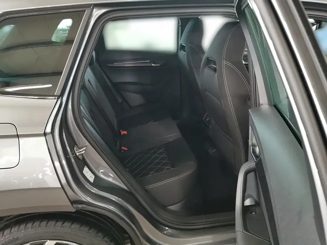 Skoda Karoq - Thumbnail 12