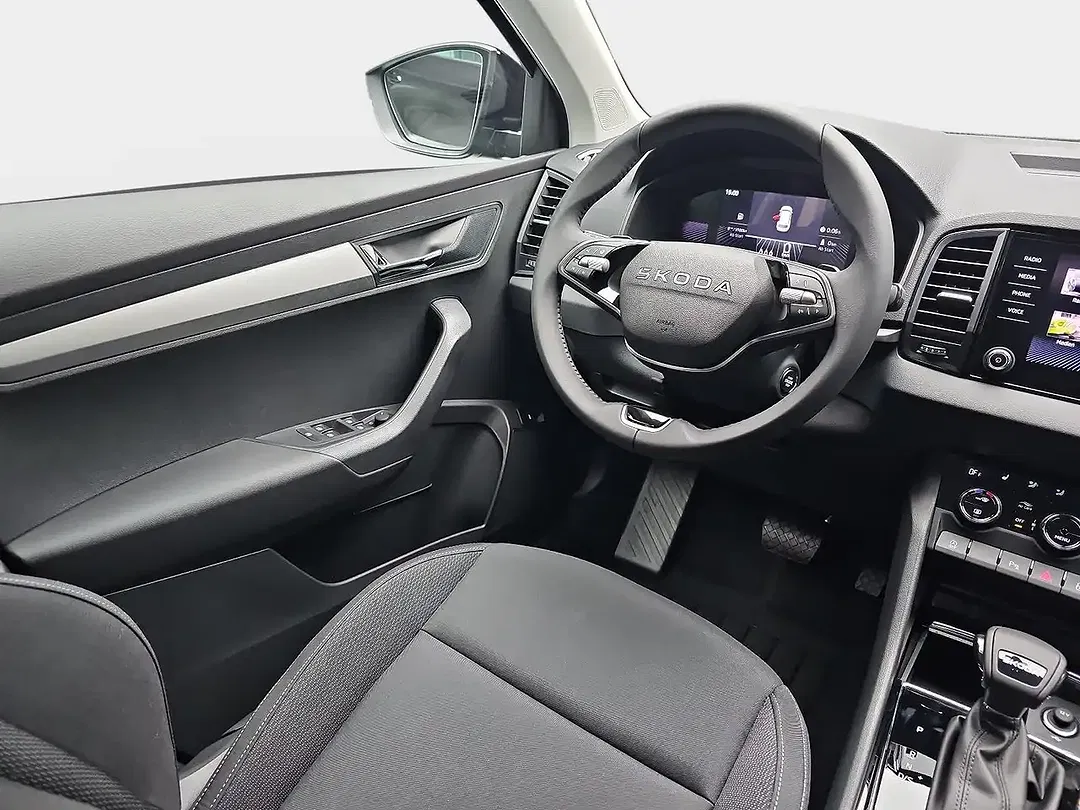 Skoda Karoq - Thumbnail 8