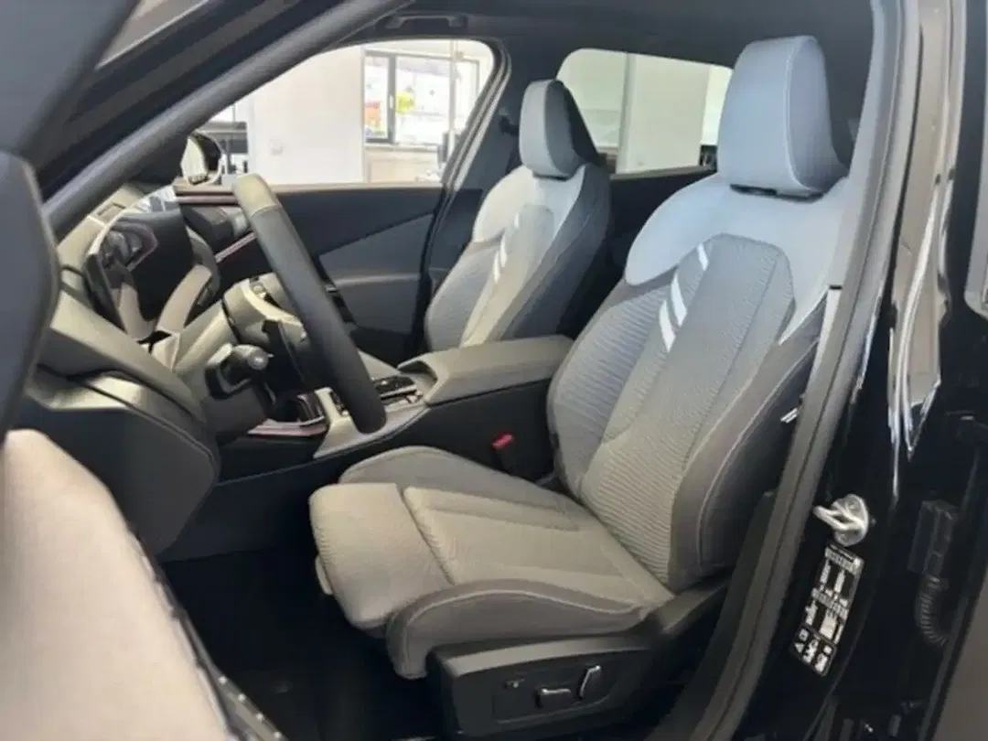 BMW X3 - Thumbnail 9